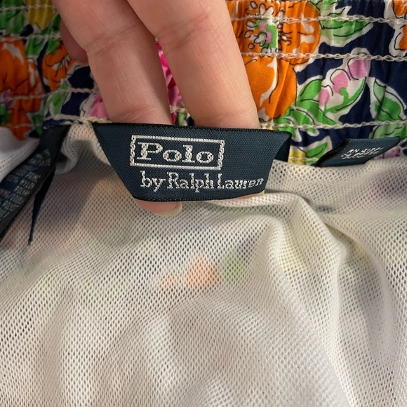 POLO by RALPH LAUREN FORAL SWIM TRUNKS - XL - Picture 3 of 5